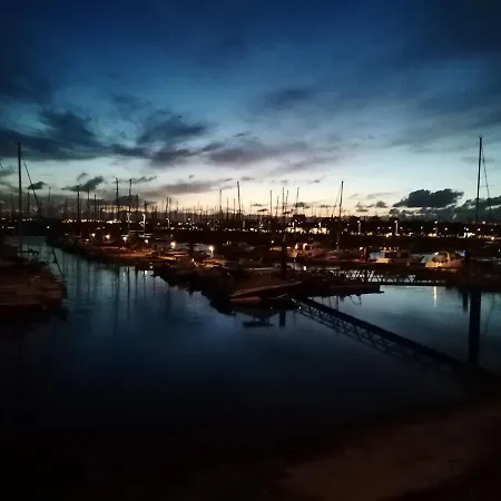 Bateau à Quai * La Rochelle (Charente-Maritime)